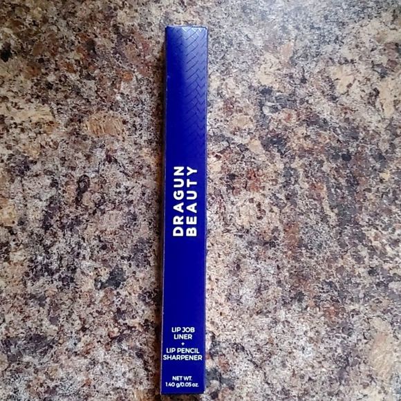 🍀3 for $25🍀Dragon Beauty Lip Liner and sharpener - Picture 1 of 2
